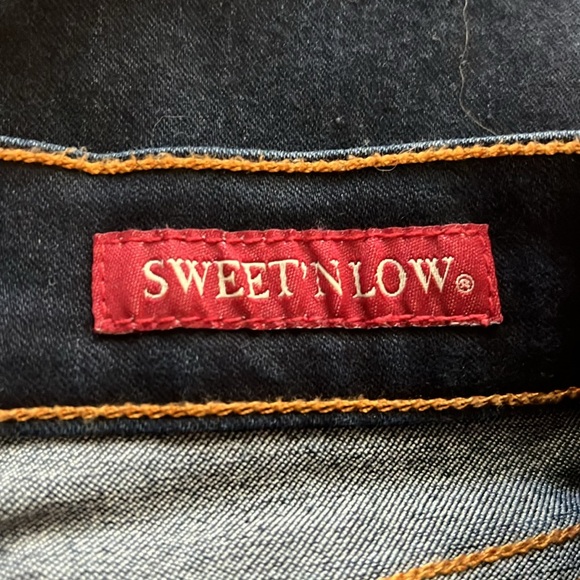 Lucky Brand Sweet N’ Low Jeans - Picture 3 of 5